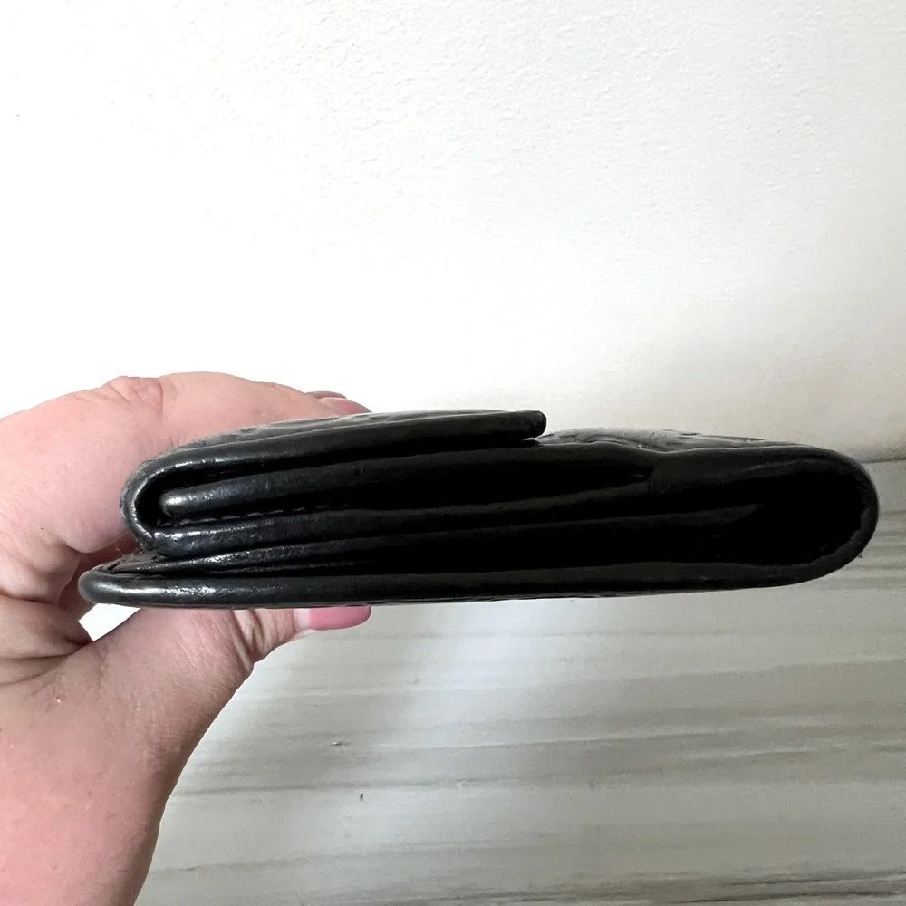 Gucci Guccissima Black Leather Wallet - Picture 7 of 10